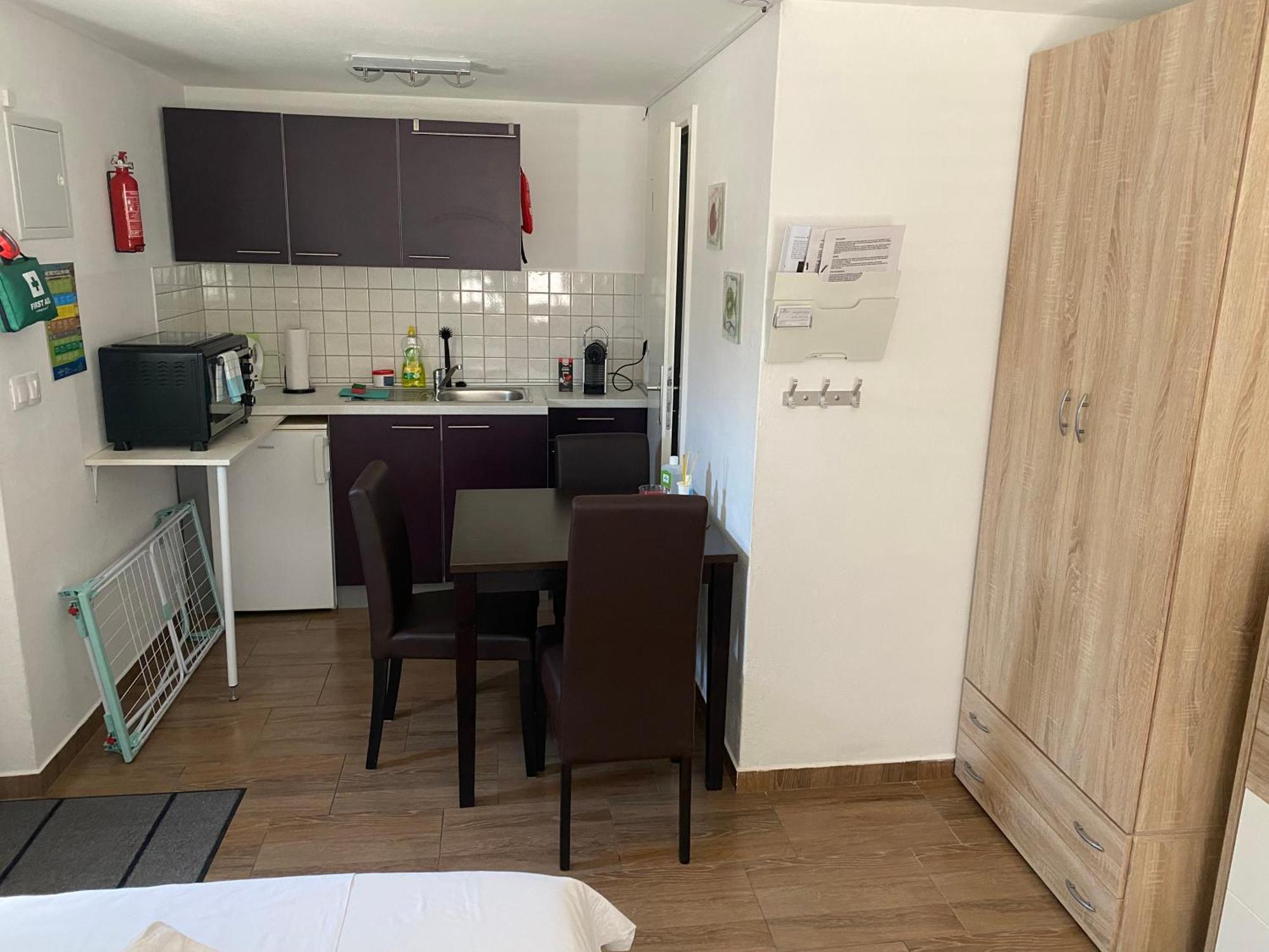Apartments Michael&Petra , Omisalj, Insel Krk, Kroatien Zimmer foto